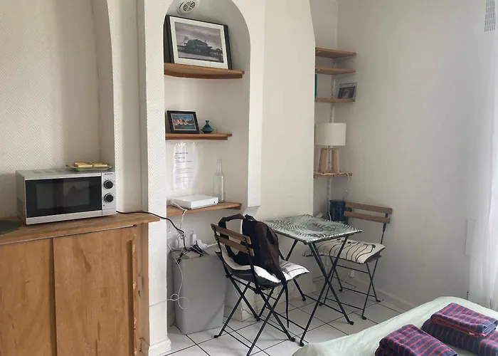 A Belleville Apartment *