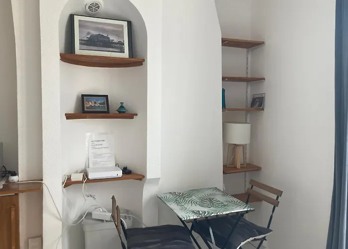 A Belleville Apartment *